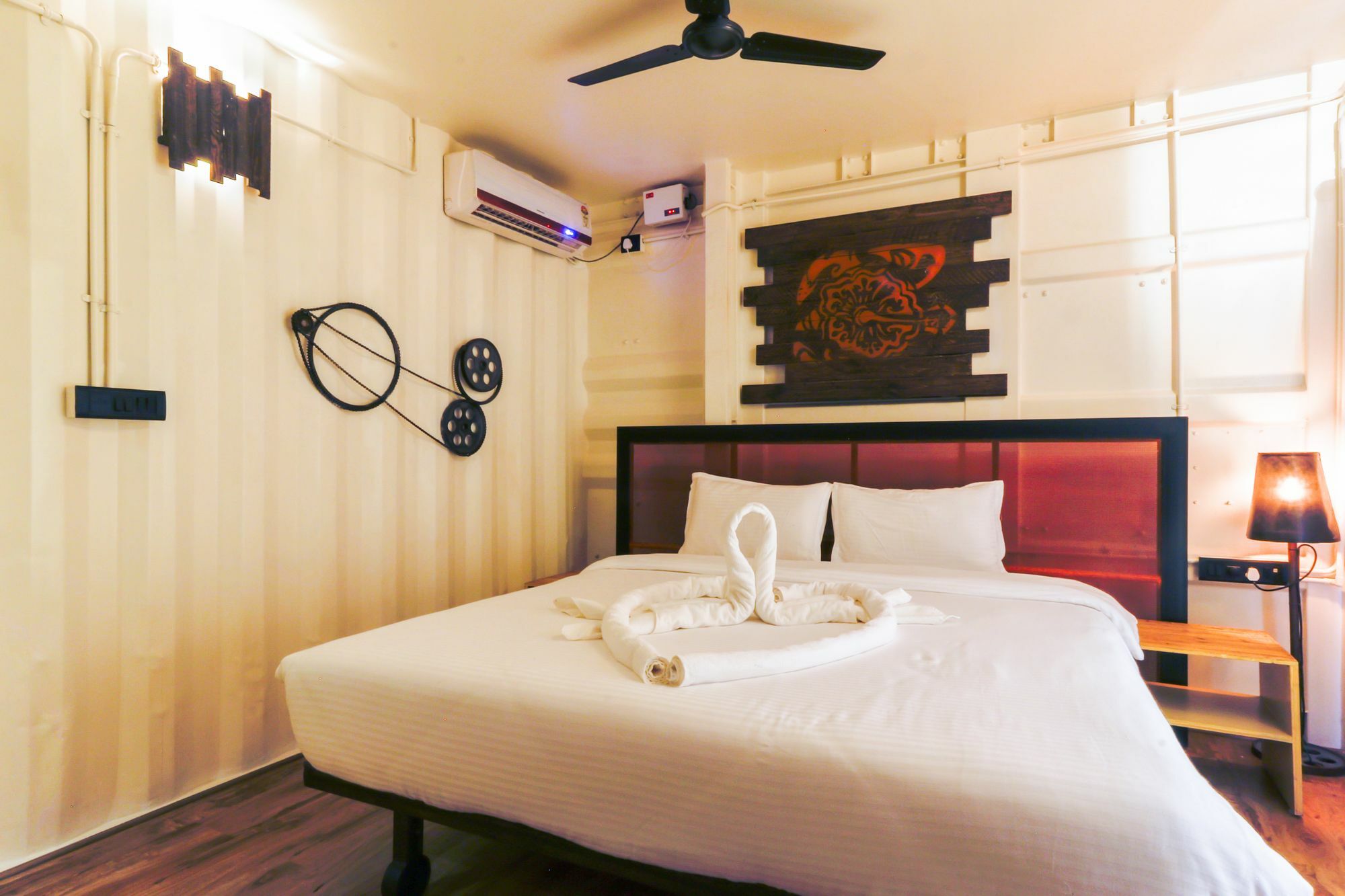 Beach Box Hotel Baga Gosavvy Collection Ngoại thất bức ảnh